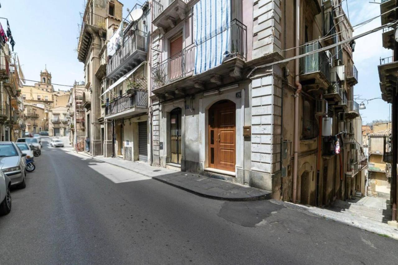 Apartament La Casa Di Andrea Caltagirone Zewnętrze zdjęcie